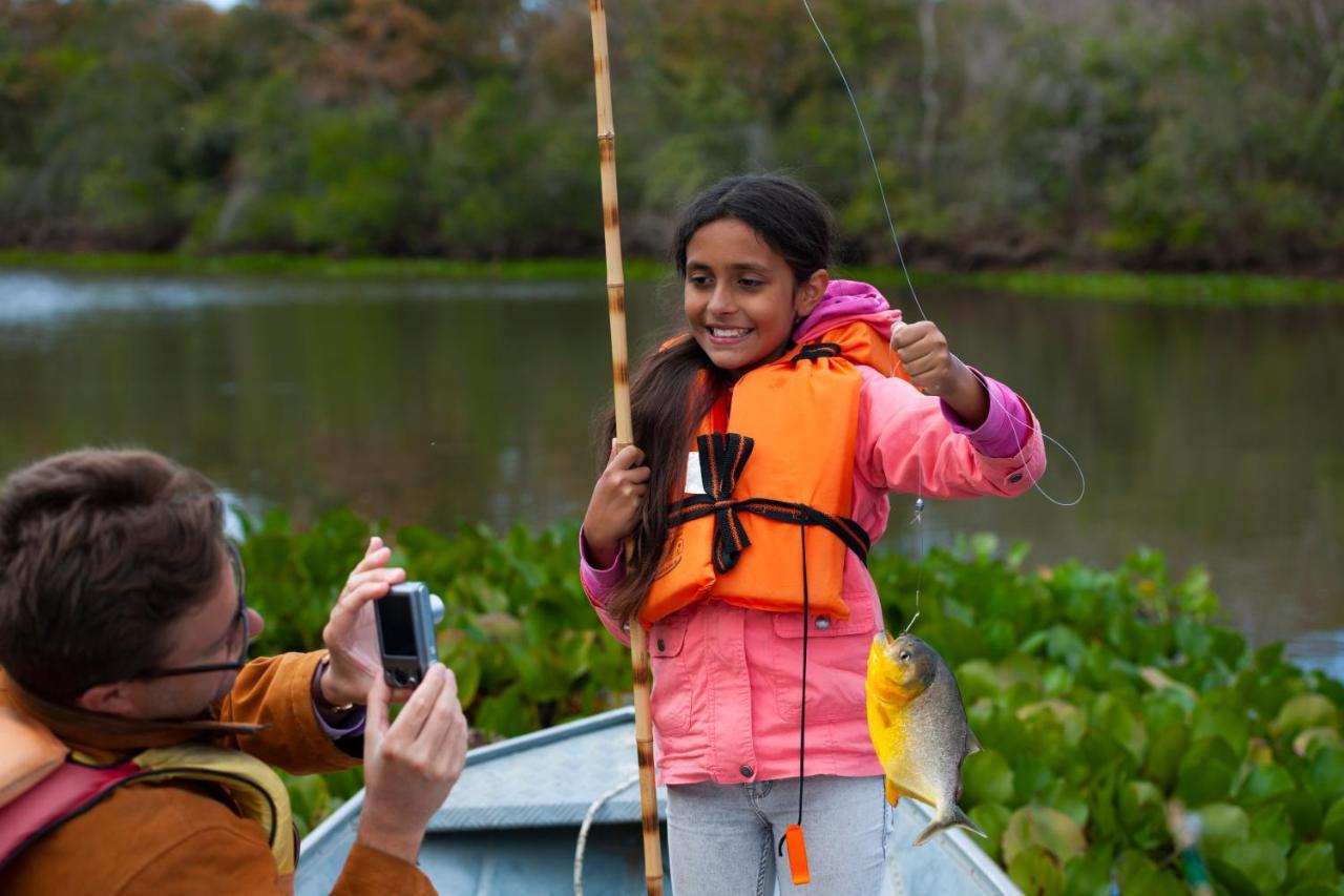 Pousada Rio Claro Poconé エクステリア 写真